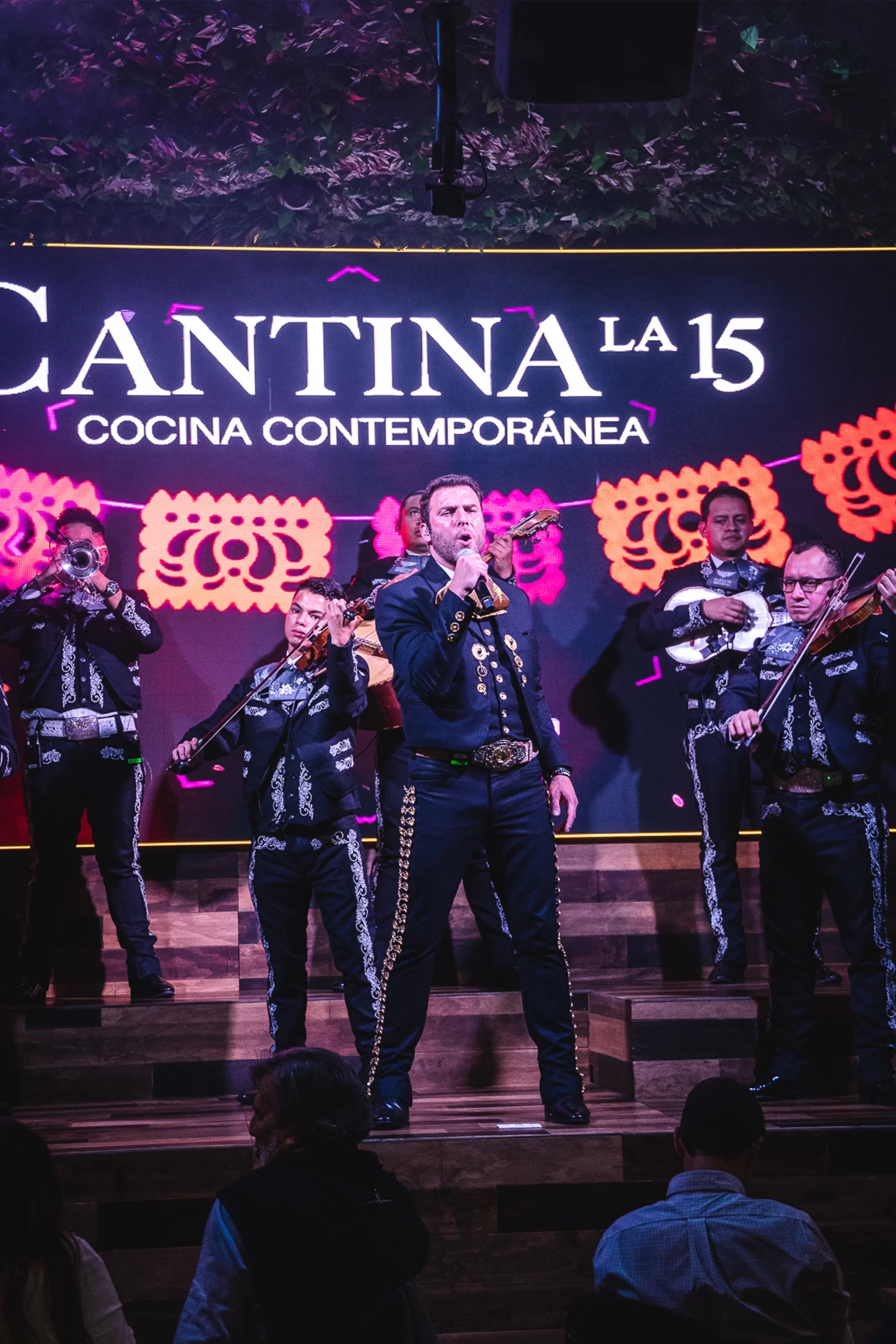 SHOW-DE-MARIACHI SHOW-DE-MARIACHI